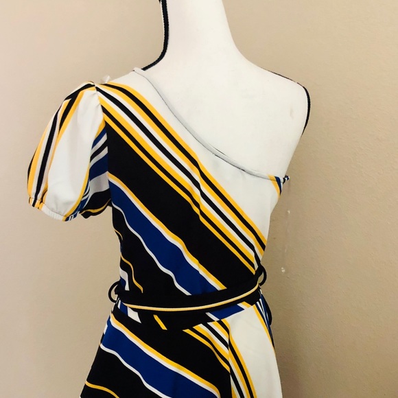 One Sleeve Blue Multi Color Top - Picture 5 of 5